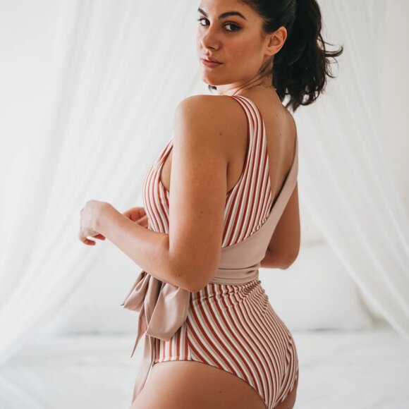 BAIIA Mallorca Reversible Wrapsuit - Picture 8 of 16